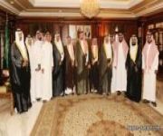 الأمير مشعل بن عبدالله يلتقي إدارة أدبي نجران